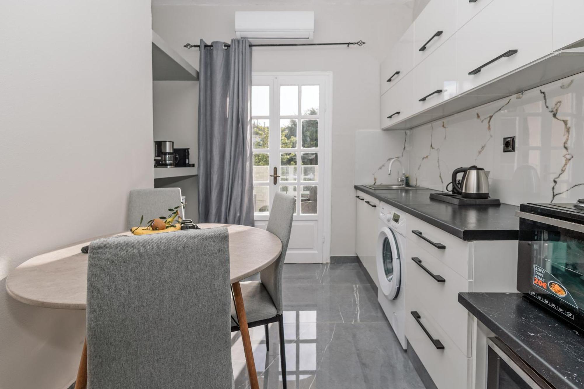 Pelithea Family Aparthotel Ípszosz Kültér fotó